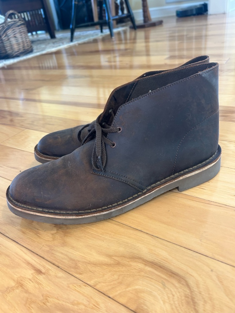 Clarks Bushacre 2 Men's Brown Leather Desert Chukka Boots - Classic Casual Style